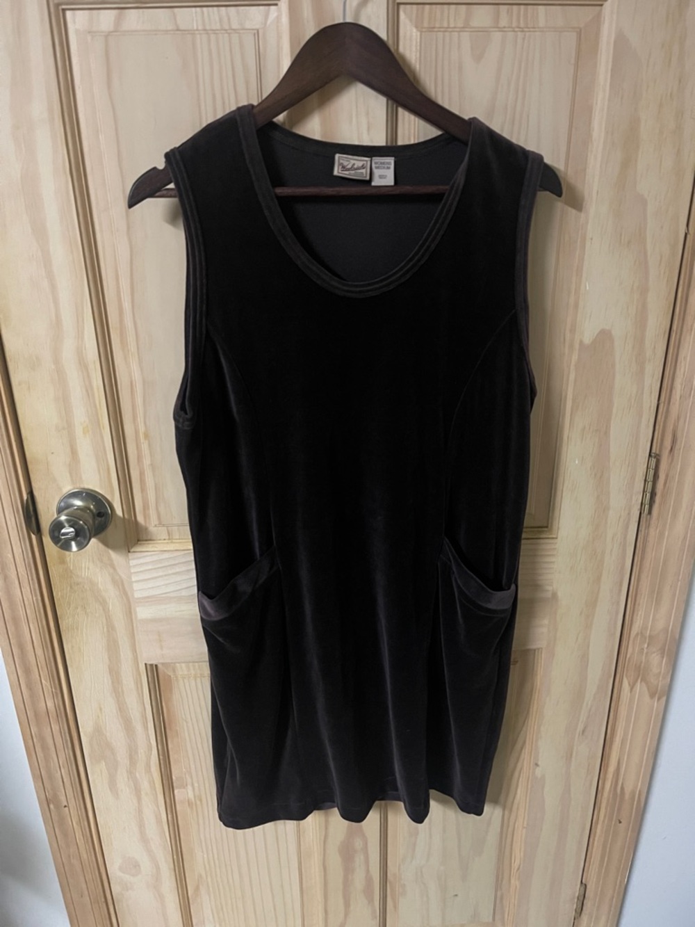 Velvet Pocket Sleeveless Dress Brown